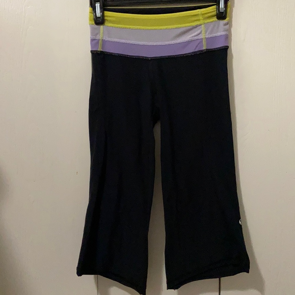 Lululemon Black Reversible Crop Exercise Pants